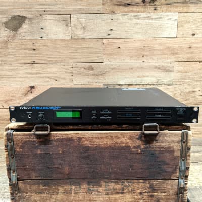 Roland R-8M Total Percussion Sound Module