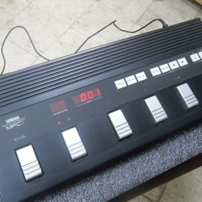 Yamaha MFC-1  MIDI Foot Controller