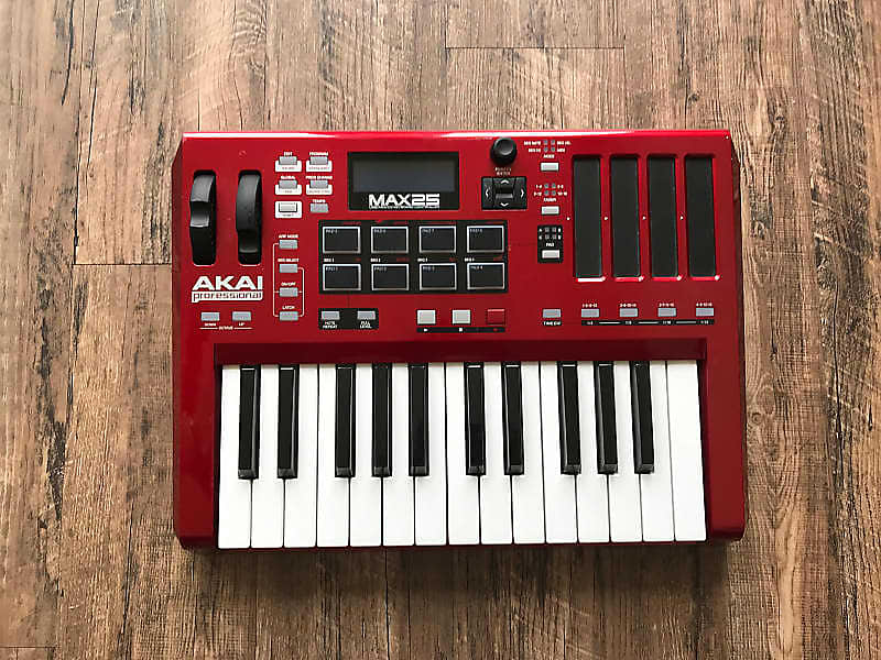 Akai Professional MAX25 | 25-Key USB MIDI Keyboard & Drum Pad