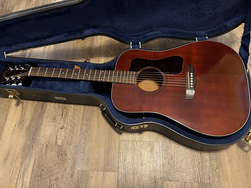 Guild D-25 1974 - 1986 | Reverb
