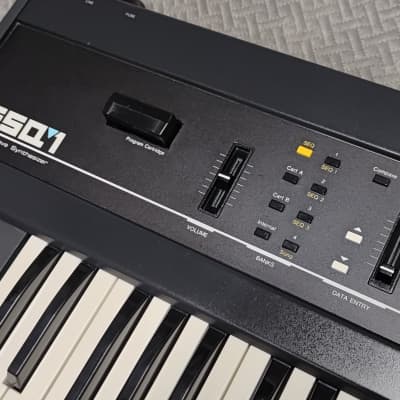 Ensoniq ESQ-1 Wave Synthesizer ✅ Catrige+SQX20 Expander Catrige+ Hardcase + New Battery✅RARE from ´80s✅ Professional Synthesizer✅ Cleaned & Full Checked ✅ image 10