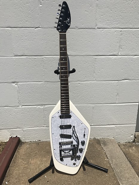 Eko Ghost VI White | Reverb