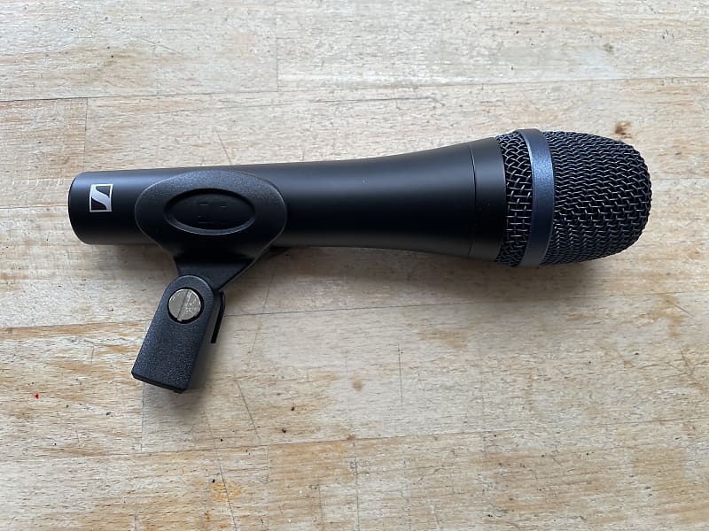 Sennheiser e945 Handheld Supercardioid Dynamic Vocal Microphone 2003 - Present - Black image 1