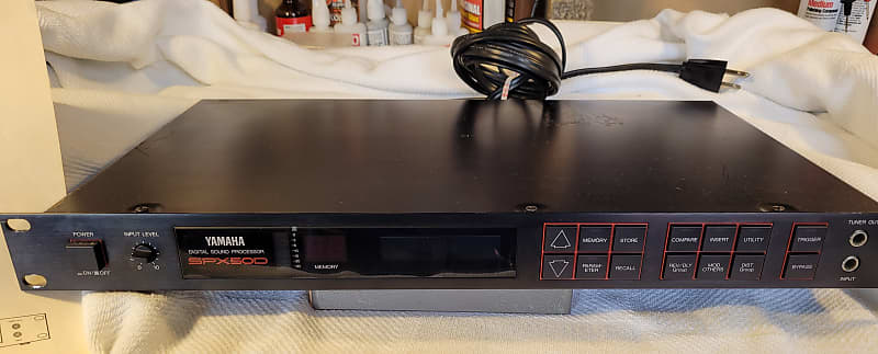 YAMAHA SPX500D デジタルサウンドプロセッサー YAMAHA SPX500D
