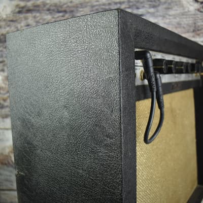 1960's Airline 9013 Guitar Amplifier image 4