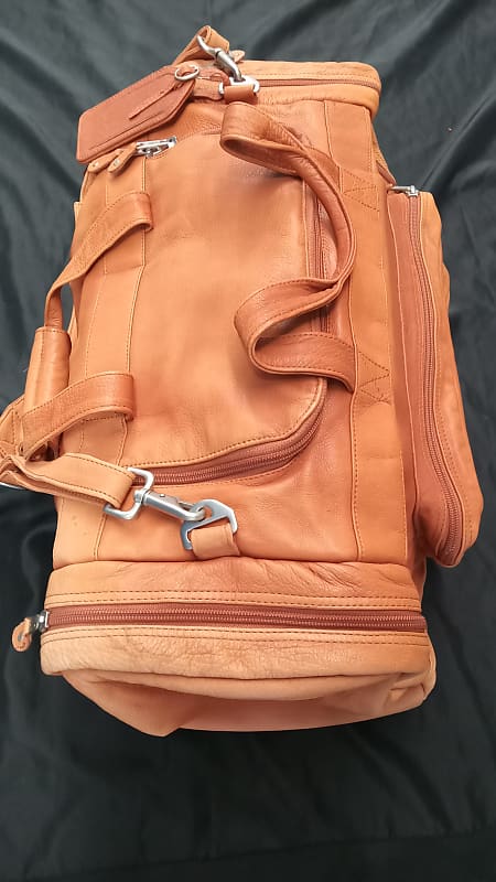 Canyon Outback leather convertible hot backpack /shoulder bag, nwt