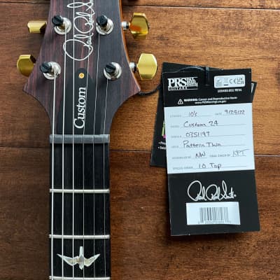 PRS Custom 24 Electric Guitar Purple Iris Hybrid Package 10-Top 0351197 image 5