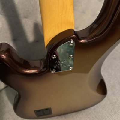 Fender American Ultra Precision Bass with Rosewood Fretboard - Mocha Burst image 4