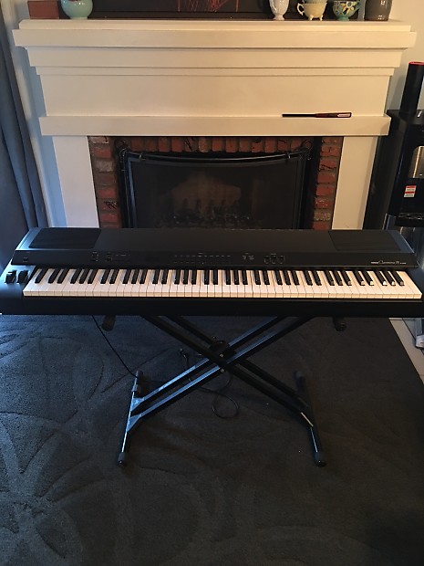 Yamaha Clavinova PF p-100 w/ Stand and Sustain Pedal Black