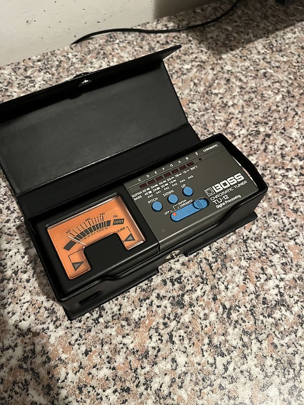 Boss TU-12 Chromatic Tuner