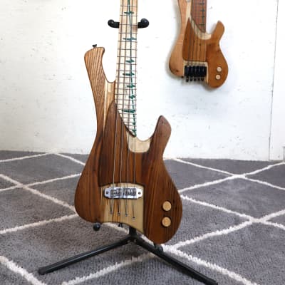 STR CS449 Classic Vintage Fender Fodera Style Jazz Bass 2 Tone