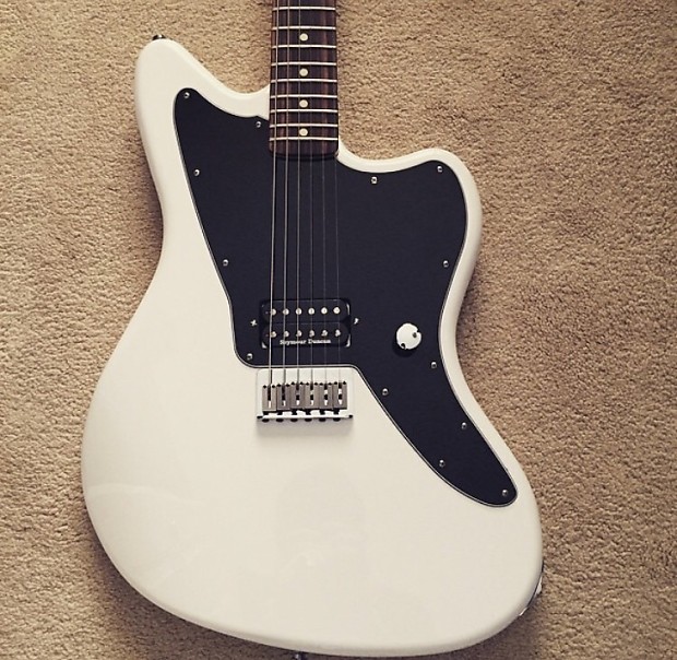 Tom delonge jazzmaster top