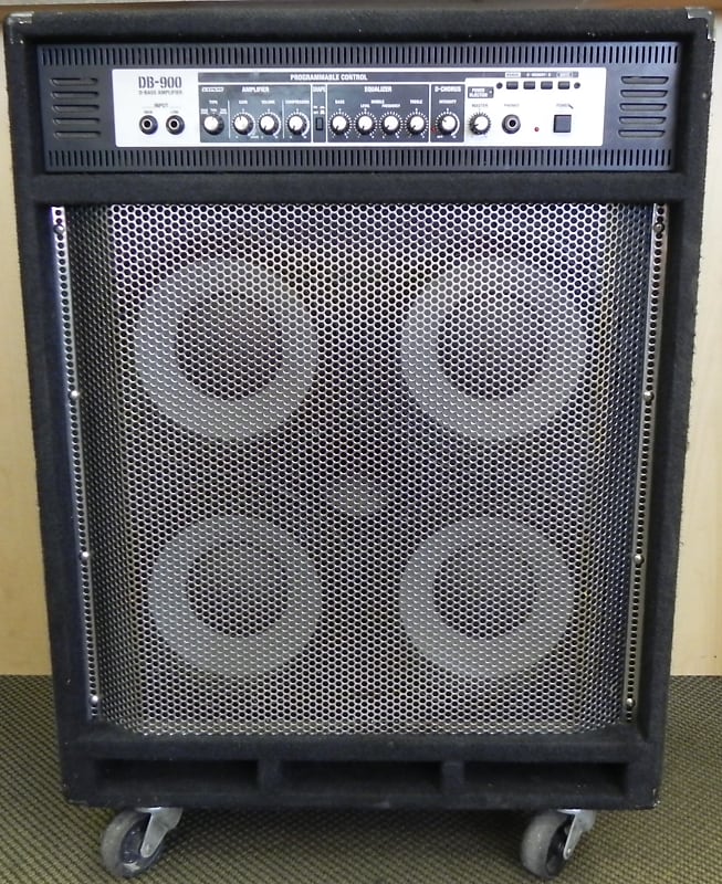 Roland DB-900 BASS AMP