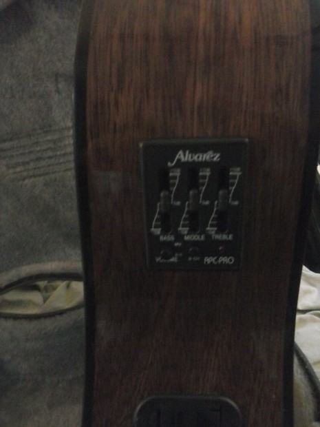 Alvarez rd20c shop