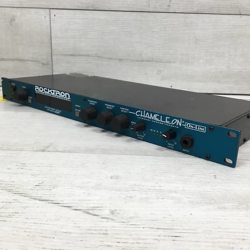 Rocktron Chameleon Online Multi Effects Guitar Rack Preamp w/ PSU