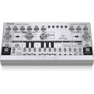 Behringer TD-3-SR Analog Bass Line Synthesizer with 16-Step Sequencer (B-STOCK) image 3