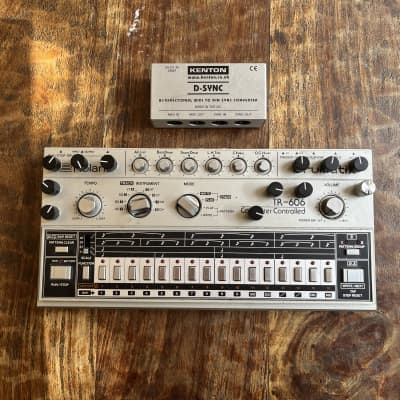 Roland TR-606 (with TR-608 mod)