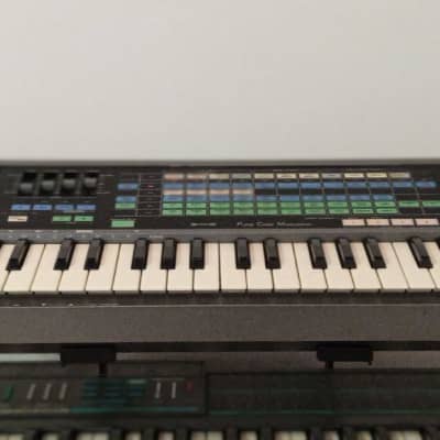Casio SK-200 Lo-Fi Sampling Keyboard (Rare)
