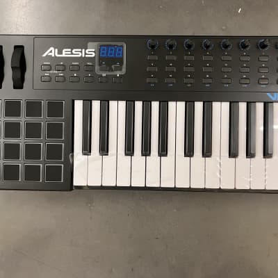 Alesis VI25 USB MIDI Keyboard / Pad Controller 2010s - Black