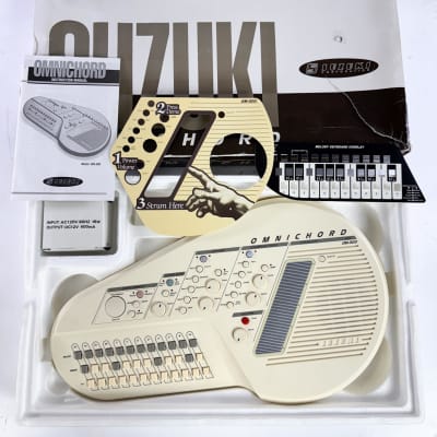 Suzuki Omnichord OM-300 | Reverb