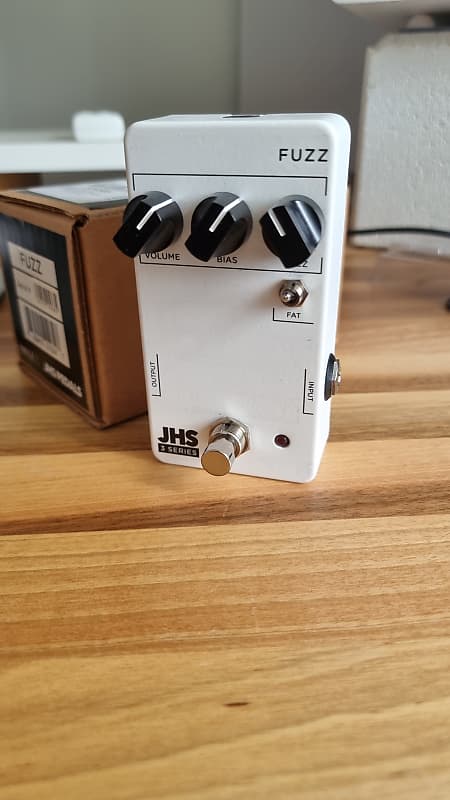 JHS 3 Series Fuzz