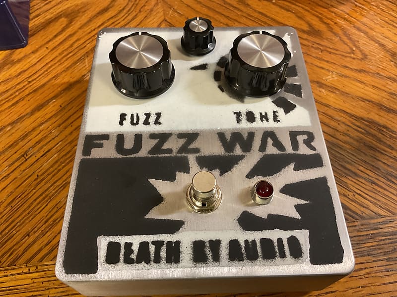 Death By Audio Fuzz war