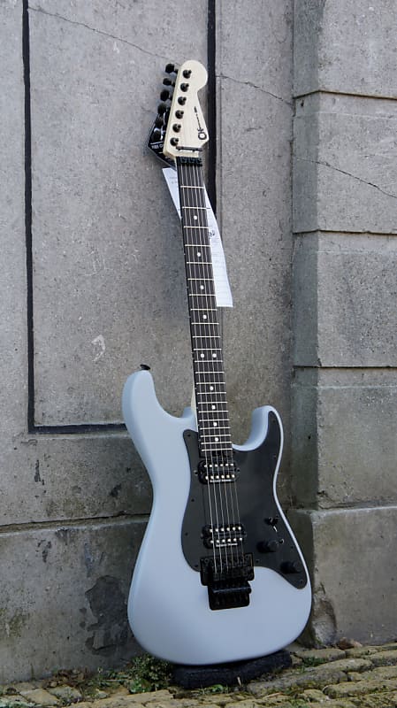 Charvel Pro-Mod So-Cal Style 1 HH FR E - Satin Primer Gray