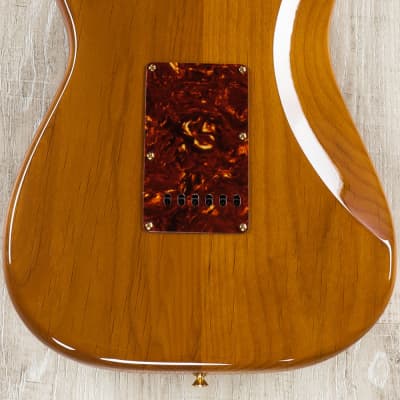 Fender Custom Shop 2019 Artisan Maple Burl Strat NOS Guitar, Aged Natural image 4