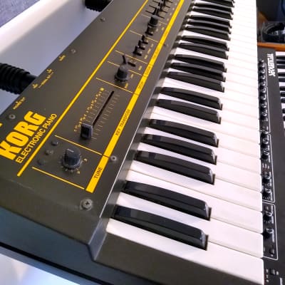 Korg LP-10 Vintage Analog Synthesizer (1980) | Reverb