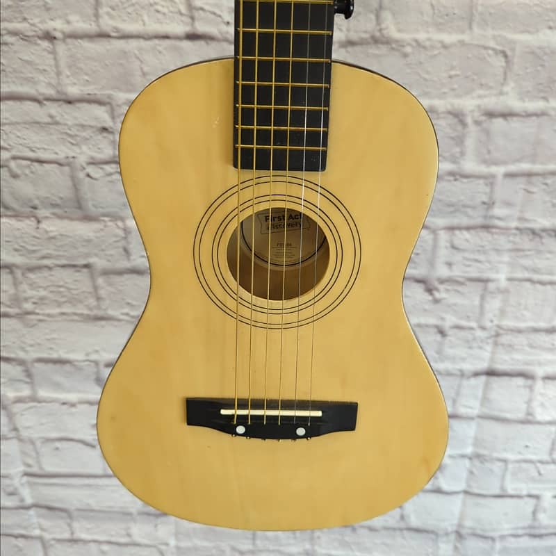 First Act FG1106 Mini Acoustic Guitar