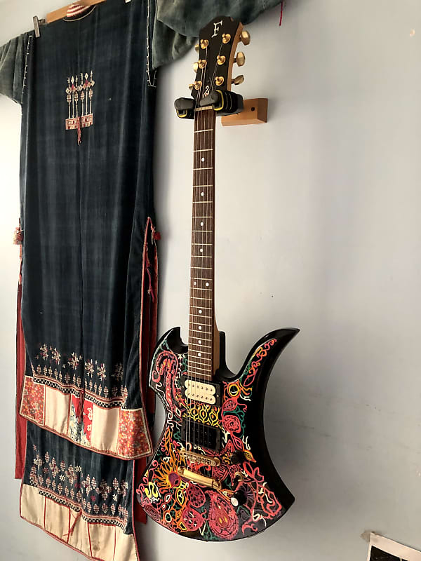 🌺Fernandes Hide guitar🌺Burny Mockingbird MG X 70 120 280 psychedelic  paisley Snake Rose Jr 松本秀人 吉他Guitar。 XJapan Visual Rock MG 450x 125s 165x  180 