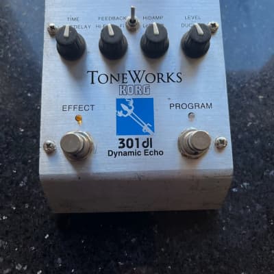 Korg ToneWorks 301dl Dynamic Echo | Reverb
