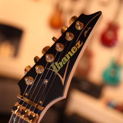 Ibanez Steve Vai Signature PIA3761 Electric Guitar - Onyx Black 5034 image 12
