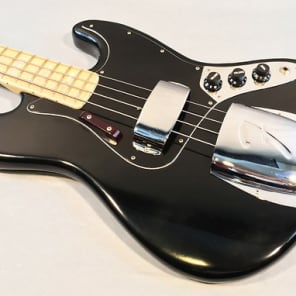 Fender 1977 Jazz Electric Bass VINTAGE image 3