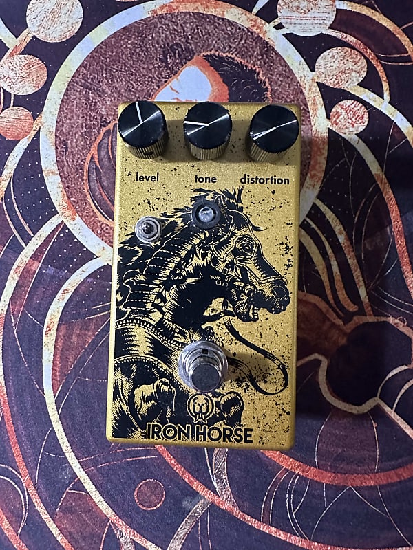 Walrus Audio Iron Horse V2