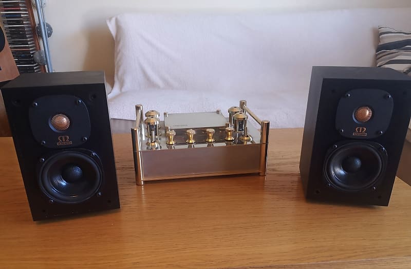 Monitor Audio One Gold - BLACK image 1