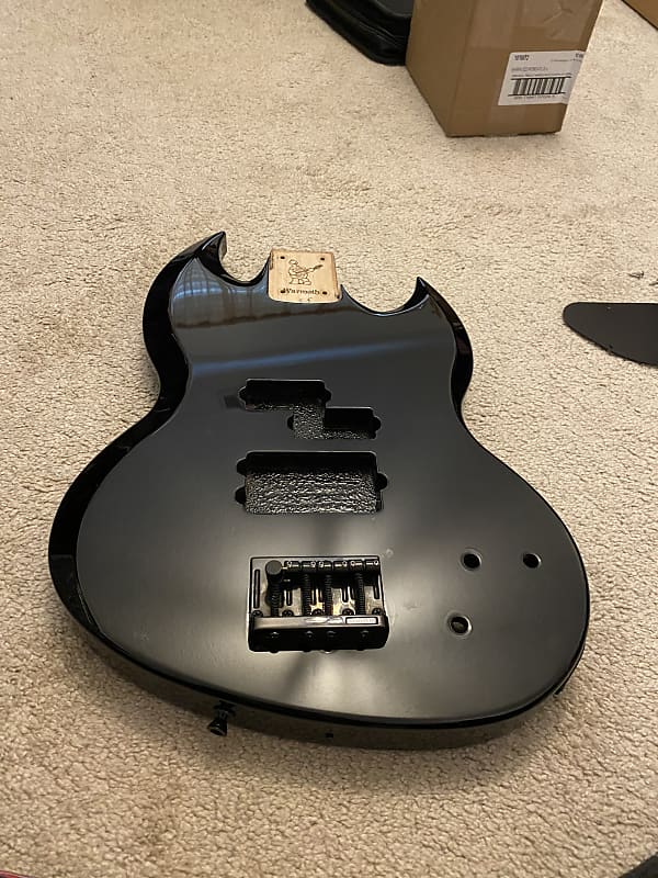 Warmoth Diamondback Bass Body Reverb