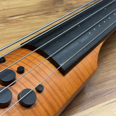 NS Design CR5M - Amber image 8