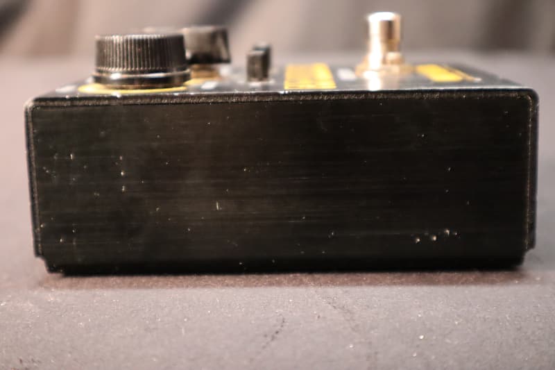 Way Huge WHE301 Fat Sandwich Harmonic Saturator Distortion Way Huge WHE301 Fat Sandwich Harmonic Saturator Distortion
