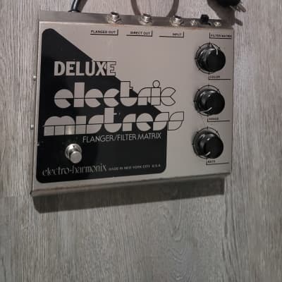 Electro-Harmonix Deluxe Electric Mistress Reissue with Power | Reverb