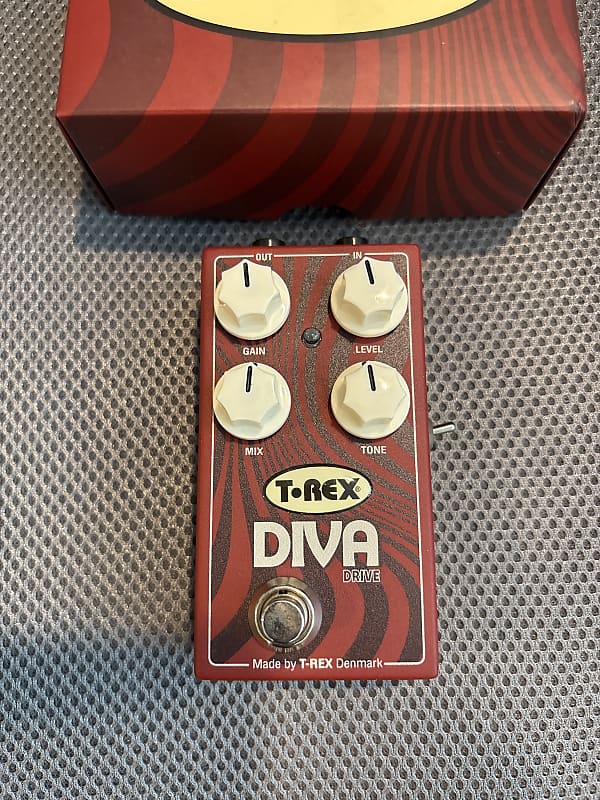 T-Rex Diva Drive