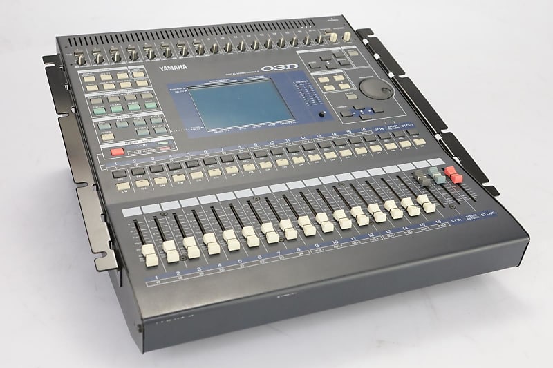 YAMAHA 03D 16-Channel Digital Audio Mixing Console w/ YGDAI