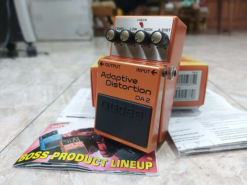 Boss DA-2 Adaptive Distortion