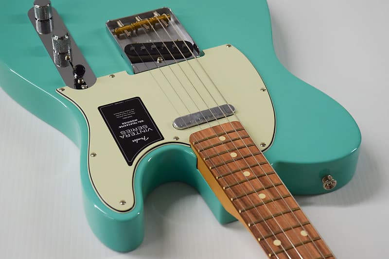 Fender Vintera '60s Telecaster Modified - Sea Foam Green Fender Vintera '60s Telecaster Modified - Sea Foam Green