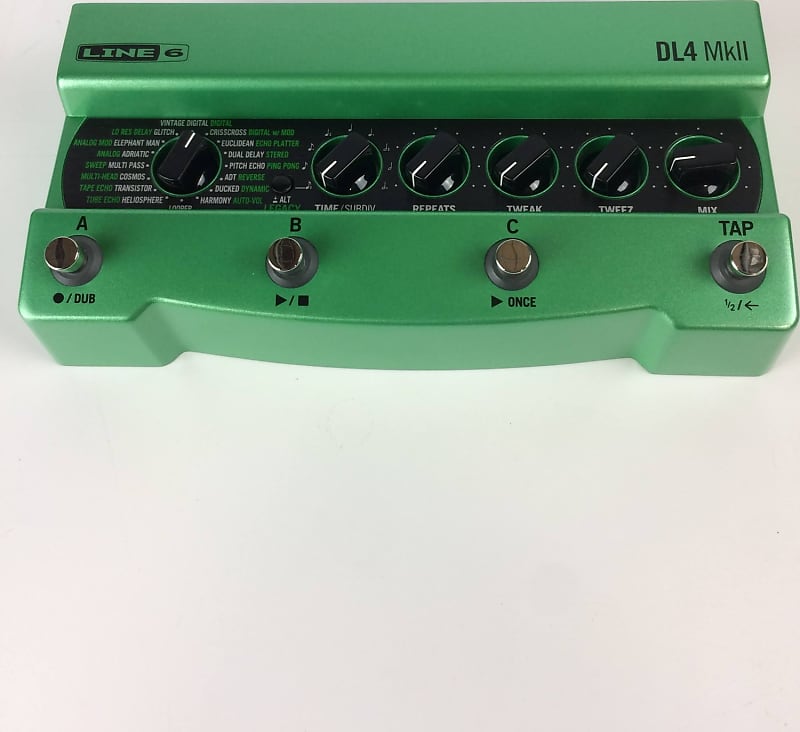 Line 6 DL4 MKII Delay Modeler Guitar Effects Pedal