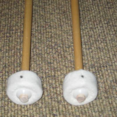 ONE pair new old stock Regal Tip 606SG (Goodman # 6) TIMPANI MALLETS, CARTWHEEL -  inner core of medium hard felt covered with a layer of soft damper felt / hard maple handle (shaft), includes packaging image 12