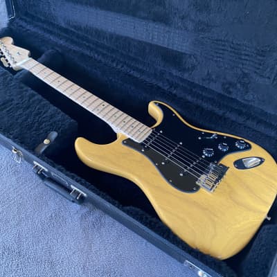 2008 Fender American Deluxe Ash Stratocaster Maple Fretboard - Butterscotch Blonde - Free Pro Setup image 23
