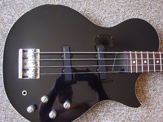 特価ブランド Japan in Made Black. LSB-80, Burny 1991-93. PU's Active FGI 弦楽器、ギター
