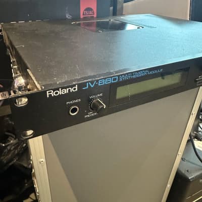 Roland JV-880 Rackmount Digital Multitimbral Synthesizer Module (Pre-Owned)