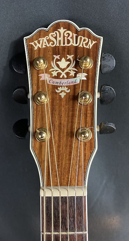 Washburn J-28SDL Cumberland Jumbo Acoustic Guitar Gloss